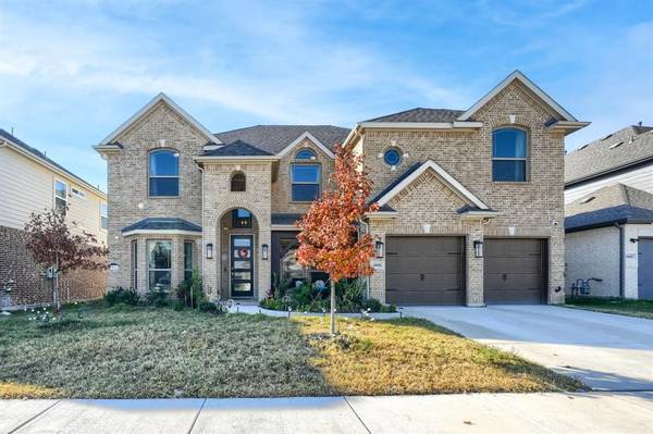 6041 Warden Lake Trail, Fort Worth, TX 76179