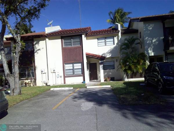 3810 SW 52nd Ave, Hollywood, FL 33023