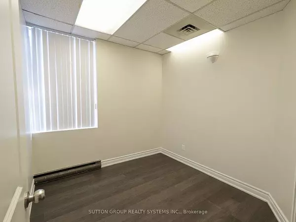 Mississauga, ON L4Y 2Z6,3040 Palstan RD #104