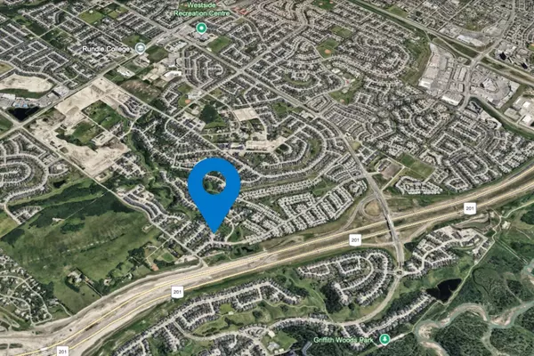 16 Fortress CT SW, Calgary, AB T3H 0T8