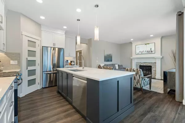 Calgary, AB T3M0J1,126 Cranarch Close