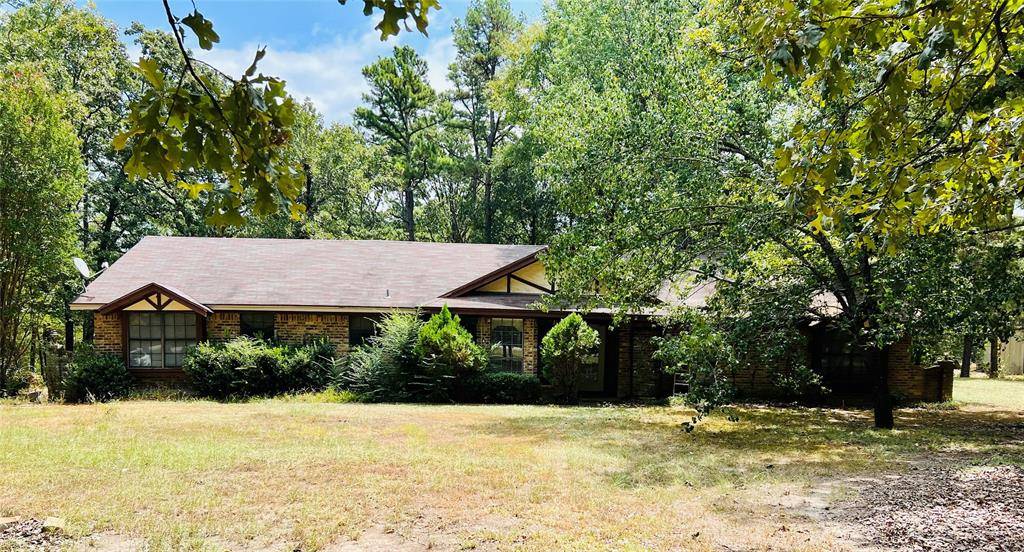 87 County Road 35920, Powderly, TX 75473