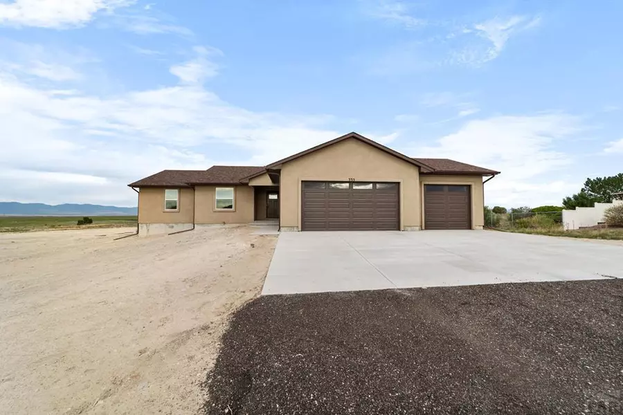 333 S Montecito Dr, Pueblo West, CO 81007