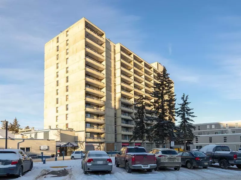 11721 Macdonald DR #602, Fort Mcmurray, AB T9H 4H1