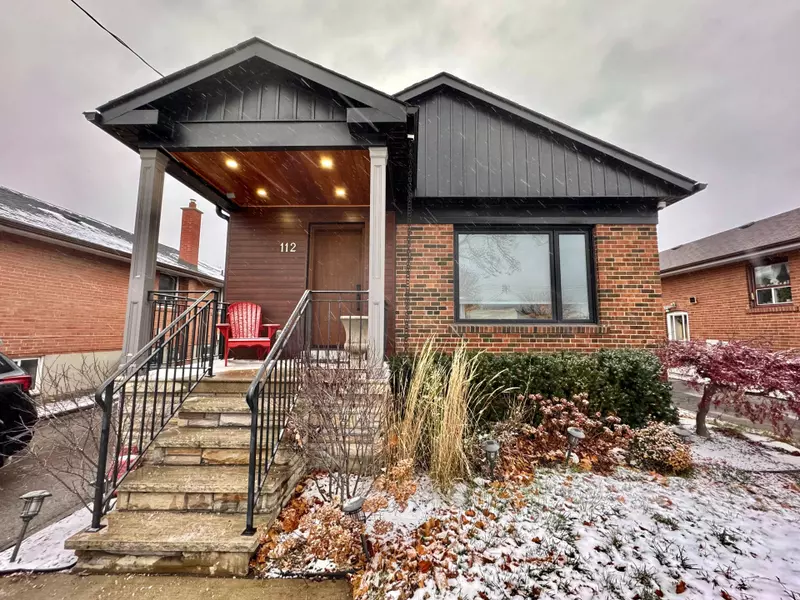 112 Nordin AVE #Main, Toronto W08, ON M8Z 2B3