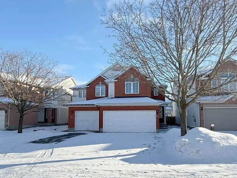 48 Coleridge ST, Carlington - Central Park, ON K2C 4G2