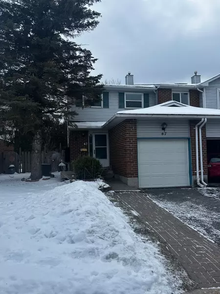 67 Sundback LN, Kanata, ON K2L 2W8