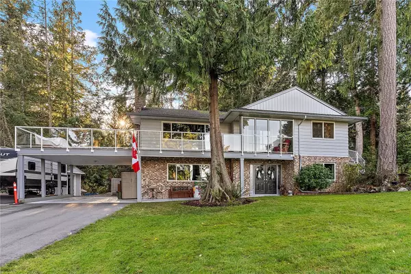 2040 Salem Terr, North Saanich, BC V8L 5J4