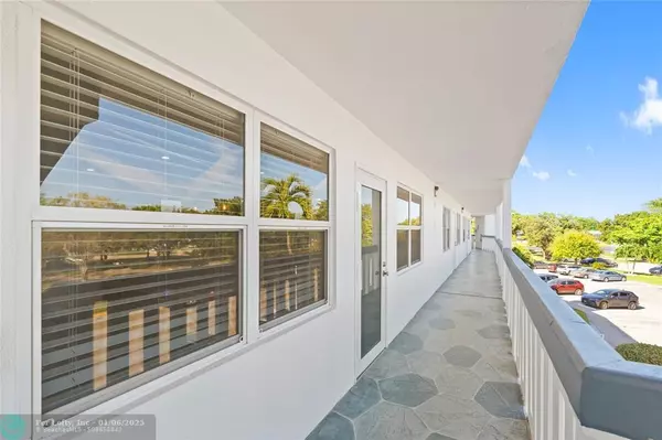 Deerfield Beach, FL 33442,351 Keswick C  #351