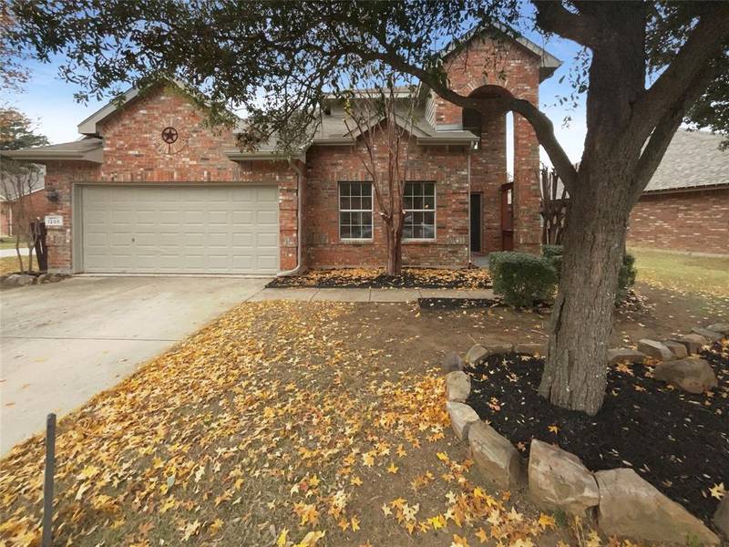 1205 Golden Eagle Court, Aubrey, TX 76227