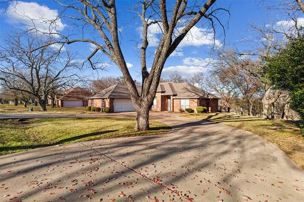 8710 Ravenswood Road, Granbury, TX 76049