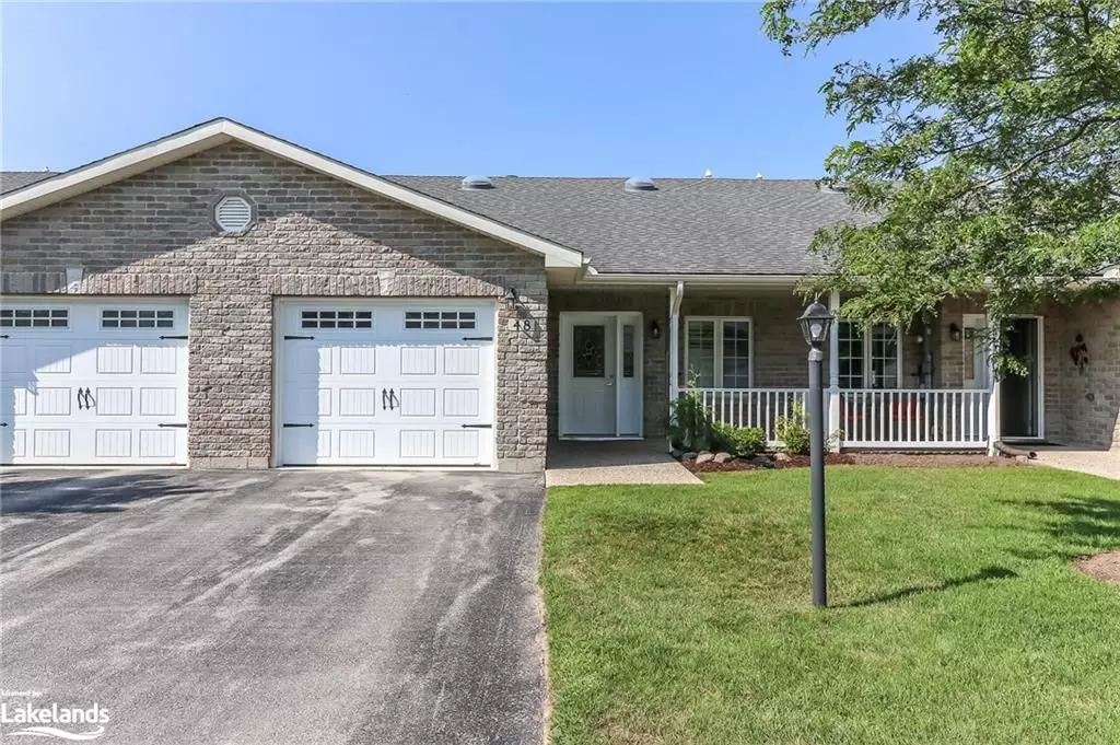 Wasaga Beach, ON L9Z 0G4,48 CLOVER CRES