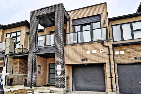 71 Freeman William ST, Markham, ON L6C 3K4