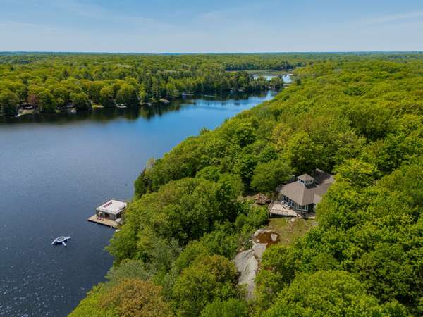 1010 North DR, Muskoka Lakes, ON P0B 1G0