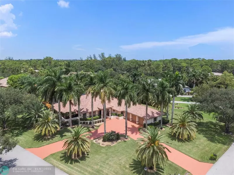 7577 NW 50th Ct, Coral Springs, FL 33067