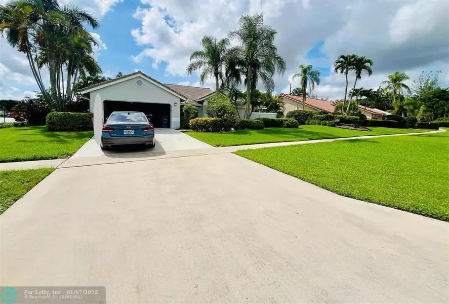 21932 Boca Woods Lane South, Boca Raton, FL 33428