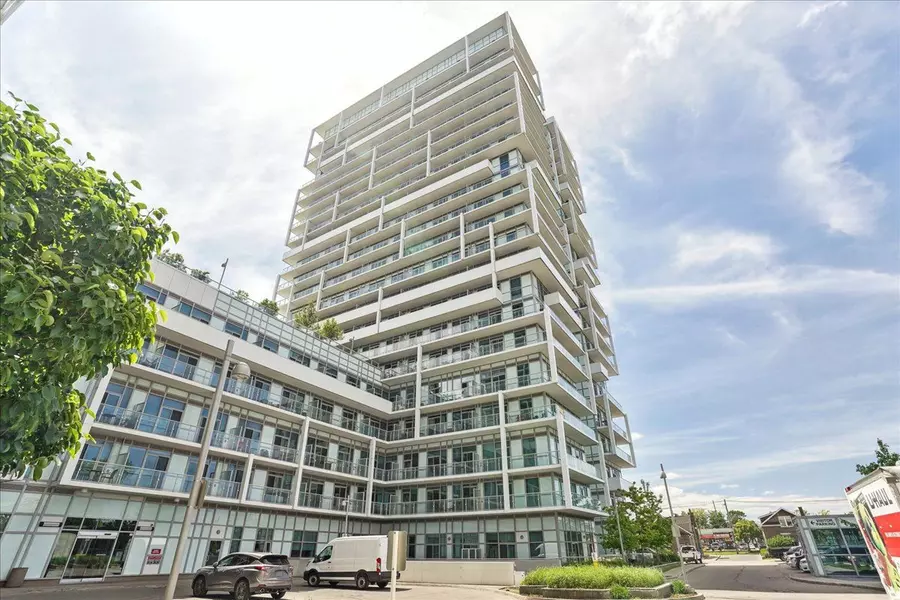 65 Speers RD #222, Oakville, ON L6K 0J1