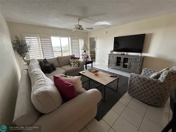 Pompano Beach, FL 33062,401 Briny Ave  #714