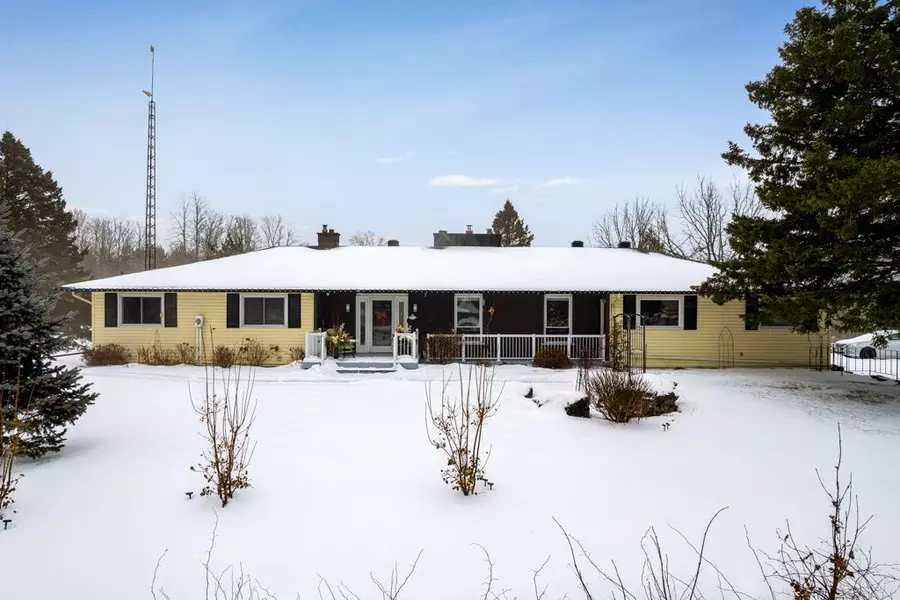 4225 Scotch Line, Tay Valley, ON K7H 3C5