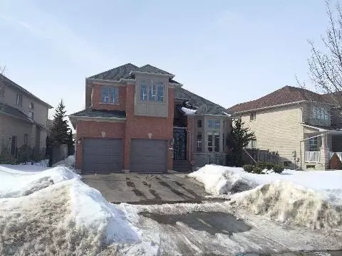 Markham, ON L3S 3W6,99 Boxwood CRES #Main