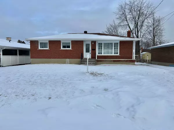 322 JARVIS ST, Cornwall, ON K6H 5J6