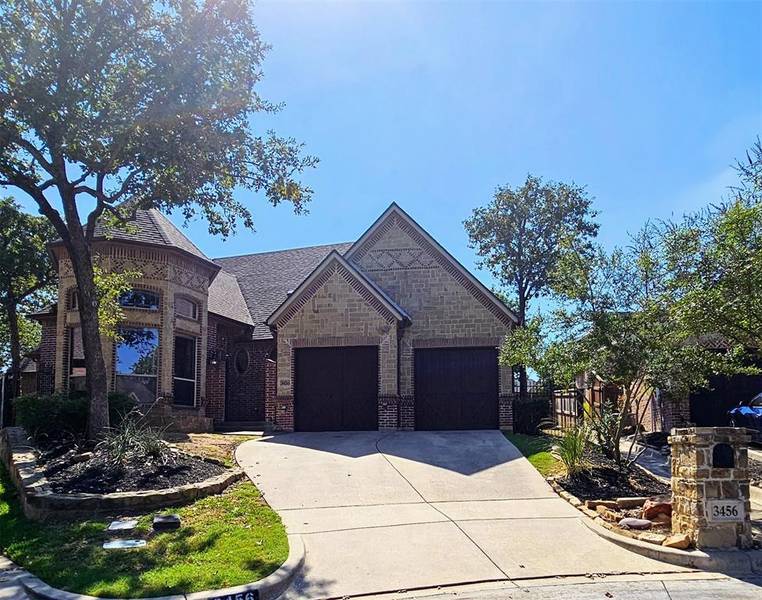 3456 N Riley Place, Hurst, TX 76054