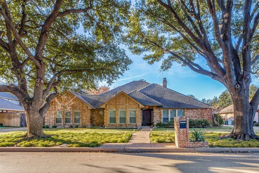 6717 Cool Meadow Drive, Fort Worth, TX 76132