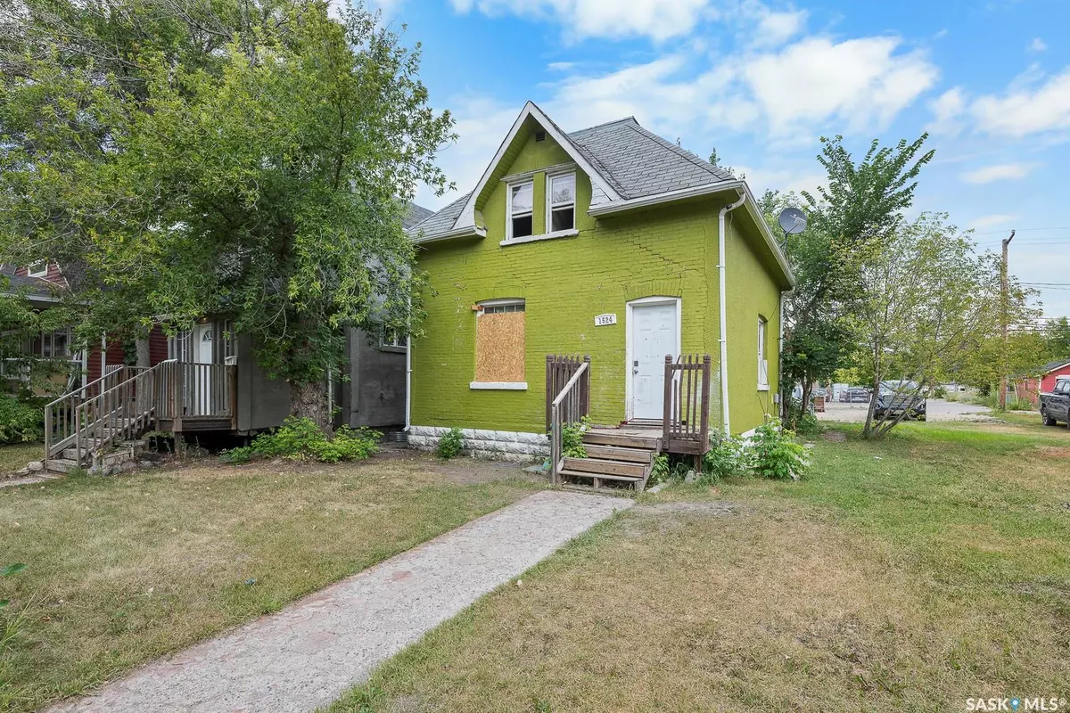 Regina, SK S4P 0P5,1524 VICTORIA AVENUE