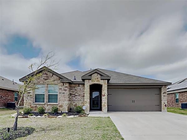 818 Community Way, Royse City, TX 75189