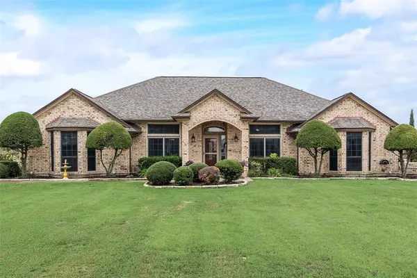 129 Seneca Drive, Waxahachie, TX 75165