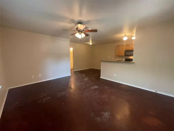 Fort Worth, TX 76116,8104 Doreen Avenue #8106