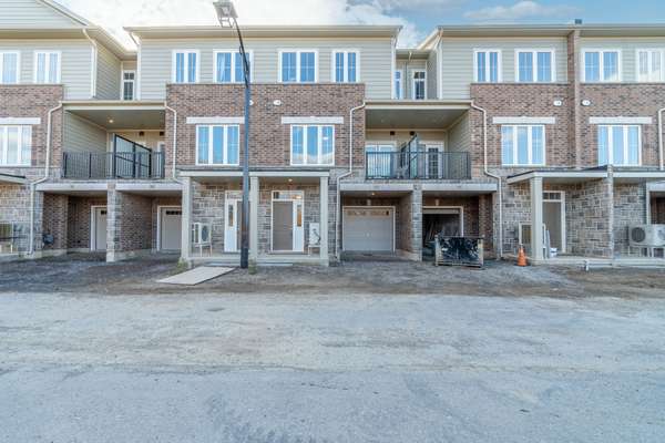 677 Park RD N #89, Brantford, ON N3R 0C2