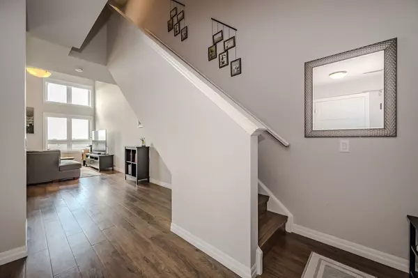 Guelph, ON N1L 0J4,35 KINGSBURY SQ #413