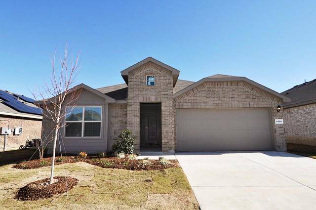 9508 Golden Summit Drive, Fort Worth, TX 76131