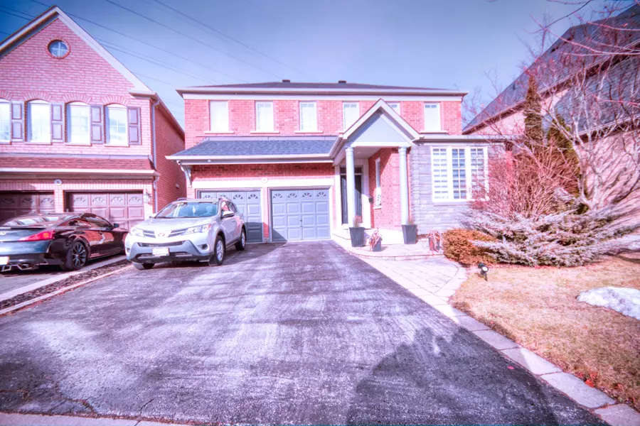 9 Welbourne CT, Ajax, ON L1T 4Y9