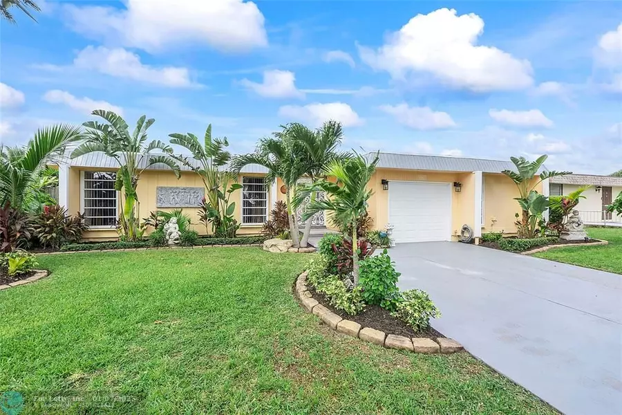 7007 NW 63rd Ct, Tamarac, FL 33321