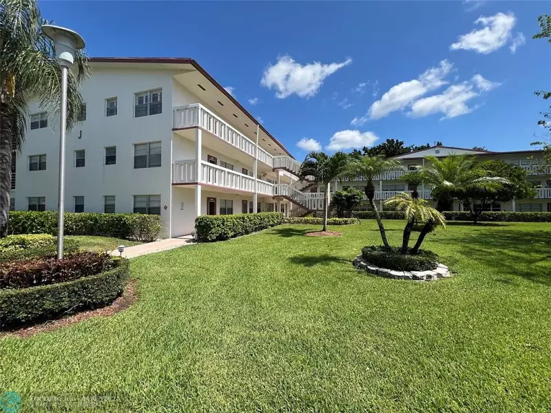 380 Fanshaw J  #380, Boca Raton, FL 33434