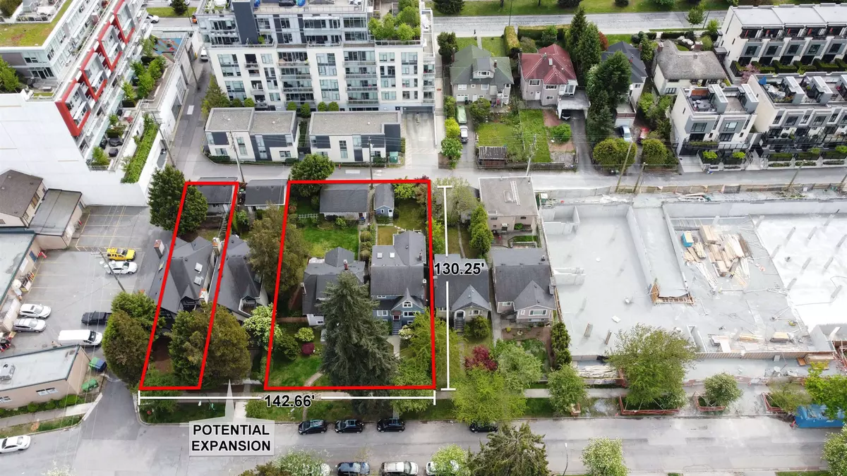 Vancouver, BC V5Z 2B4,562 W 24TH AVENUE