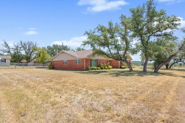 Clifton, TX 76634,151 County Road 3255