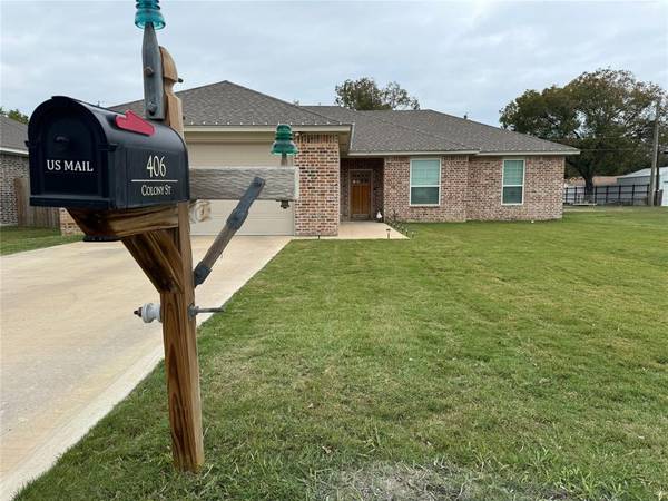 406 Colony Street,  Eastland,  TX 76448