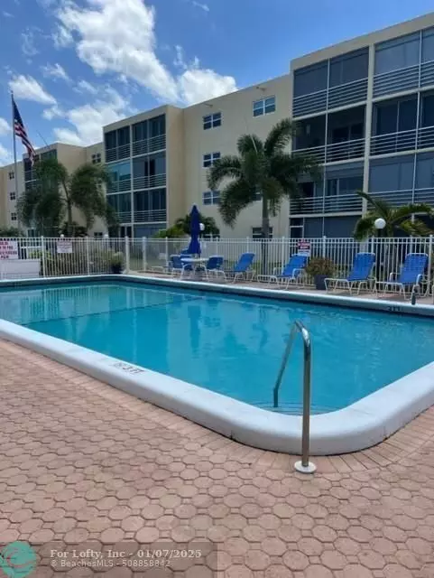 Dania Beach, FL 33004,315 SE 11th Ter  #203