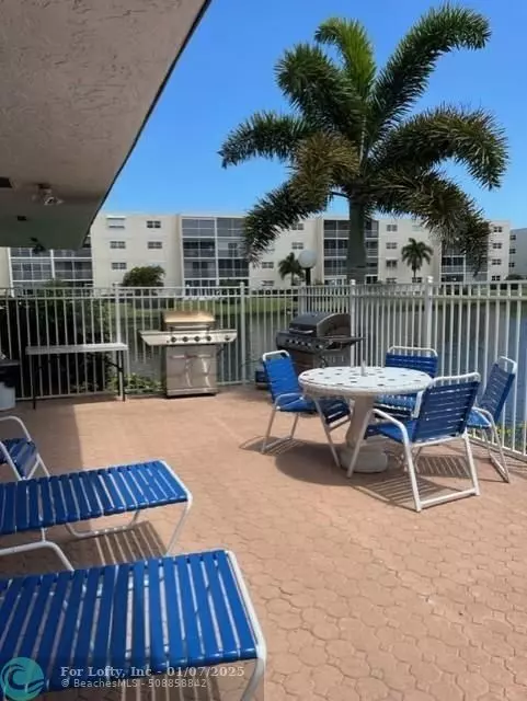 Dania Beach, FL 33004,315 SE 11th Ter  #203