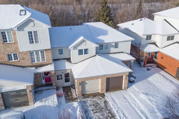 Barrie, ON L4N 8B9,92 Pickett CRES