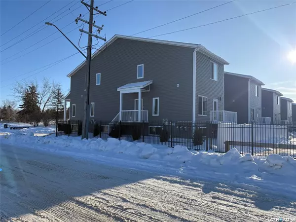 Saskatoon, SK S7M 5Y6,413 L AVENUE S