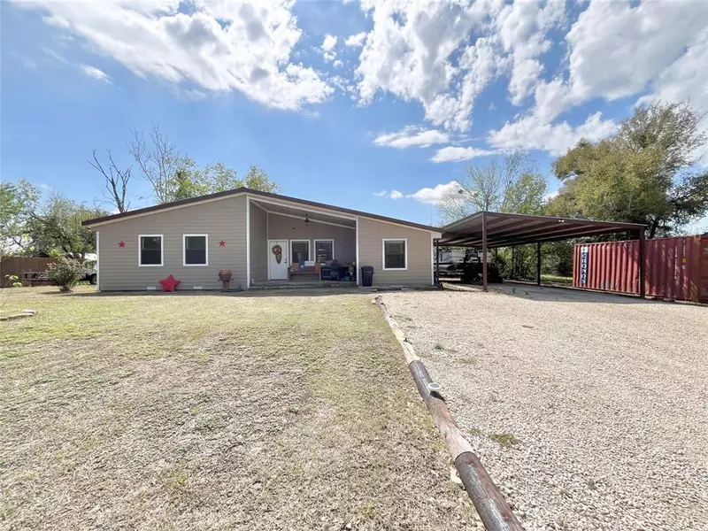 539 E Third Street, Hico, TX 76457