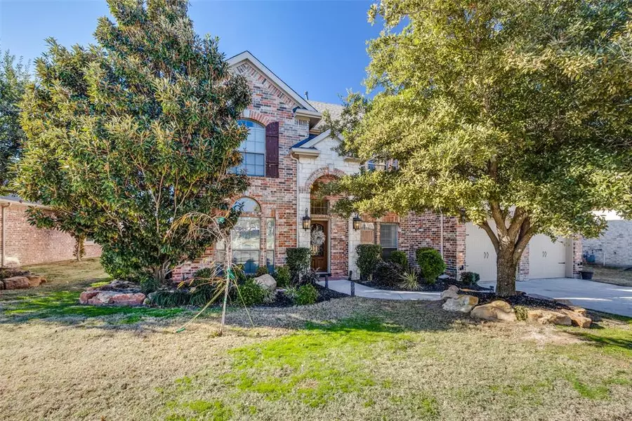 6165 Sunrise Lake Drive, Fort Worth, TX 76179