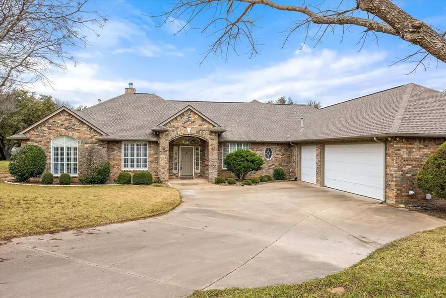 2305 Winton Terrace Court, Granbury, TX 76048