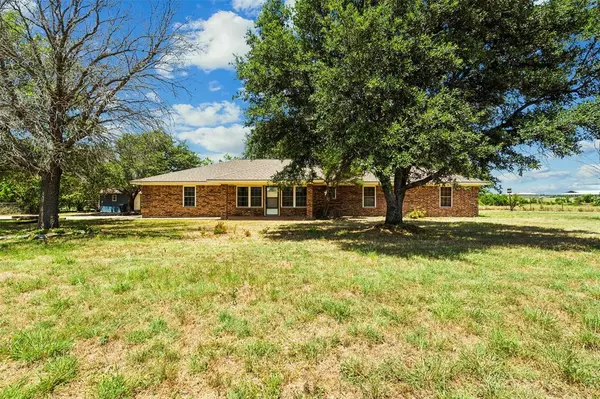 11103 S Fm 1187, Fort Worth, TX 76126