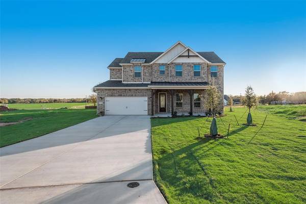 1104 Trinity Drive, Springtown, TX 76082