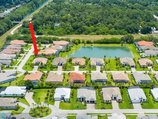 Vero Beach, FL 32968,400 SW Sapphire Way